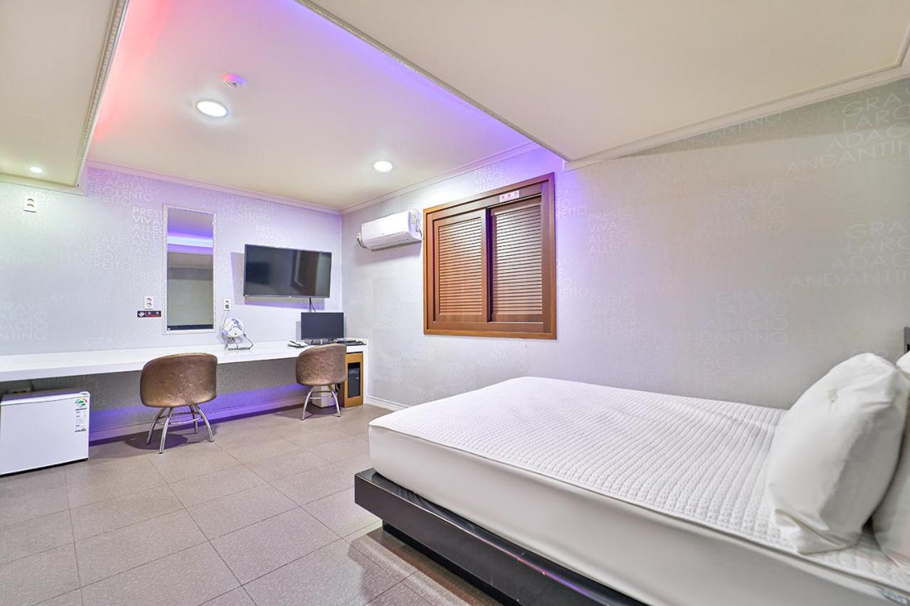 Top Motel Busan Exterior photo